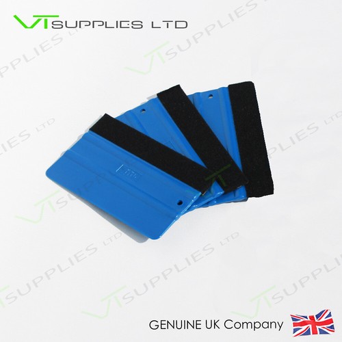 Blue squeegee application - x,